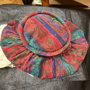 Vintage Ladies Hat.  Maker/Year Unknown-Union Made-North Carola Estate Find